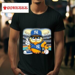 New York Yankees Baseball Garfield Cartoon Tshirt